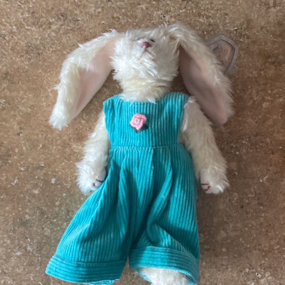 3 Vintage rare bunny Attic Treasures for Easter.   Mint with tag protectors - Picture 2 of 10